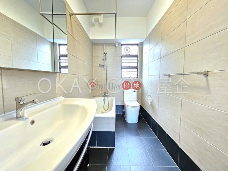 Dragonview Court Middle Residential, Rental Listings | HK$ 55,000/ month