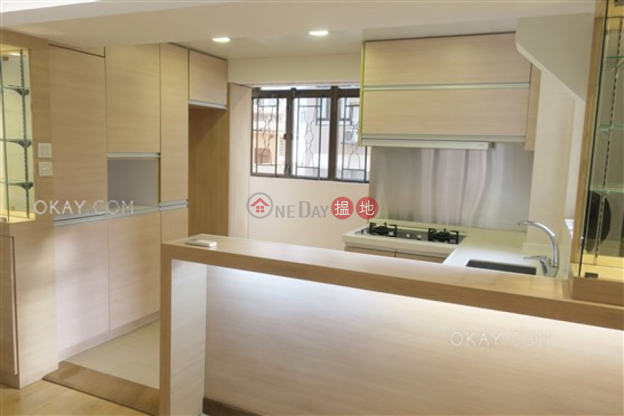 Property Search Hong Kong | OneDay | Residential | Rental Listings | Nicely kept 3 bedroom in Happy Valley | Rental