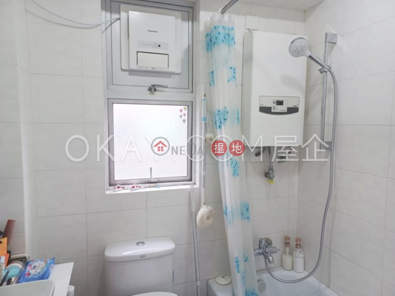 HK$ 9.5M, Ying Fai Court, Western District, Intimate 2 bedroom on high floor | For Sale