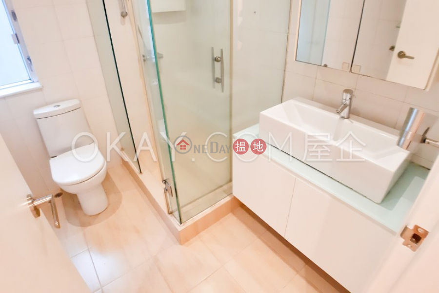 HK$ 28,000/ 月麗景閣東區4房1廁,極高層麗景閣出租單位