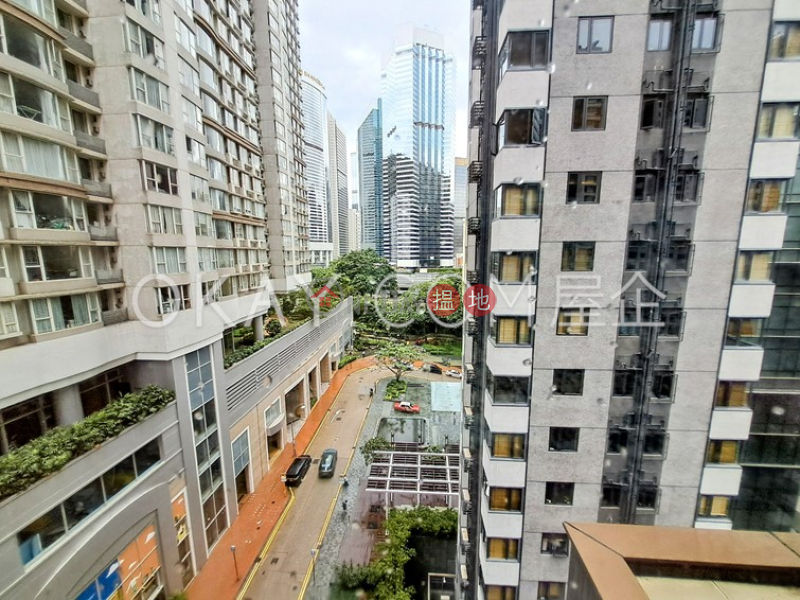 HK$ 44,000/ 月星街8號|灣仔區|2房1廁,露台星街8號出租單位