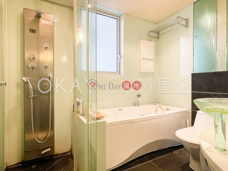 HK$ 38.5M | The Harbourside Tower 3 Yau Tsim Mong | Rare 3 bedroom with balcony | For Sale