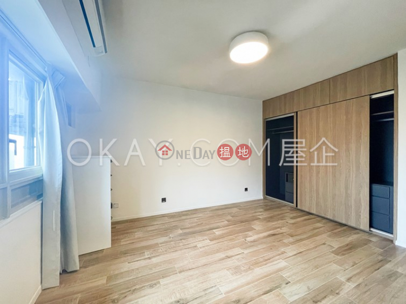HK$ 84,000/ month, St. Joan Court, Central District, Lovely 3 bedroom on high floor with balcony | Rental