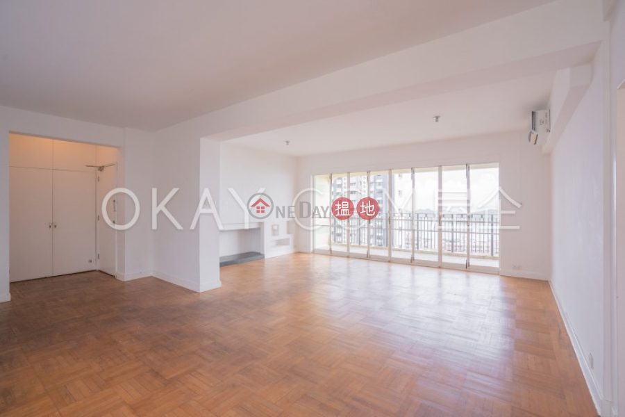 Rare 3 bedroom with parking | Rental, Middleton Towers 明德村 Rental Listings | Western District (OKAY-R11876)