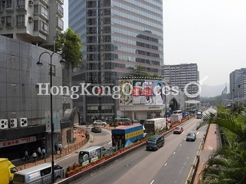 HK$ 61,542/ month Metroplaza Tower 1, Kwai Tsing District Office Unit for Rent at Metroplaza Tower 1