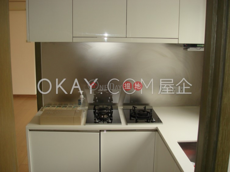 HK$ 48,000/ month Centre Point Central District, Stylish 3 bedroom on high floor with balcony | Rental