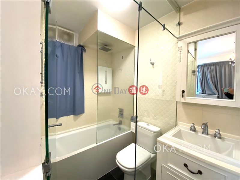 HK$ 35,000/ month | Roc Ye Court | Western District | Elegant 3 bedroom on high floor | Rental
