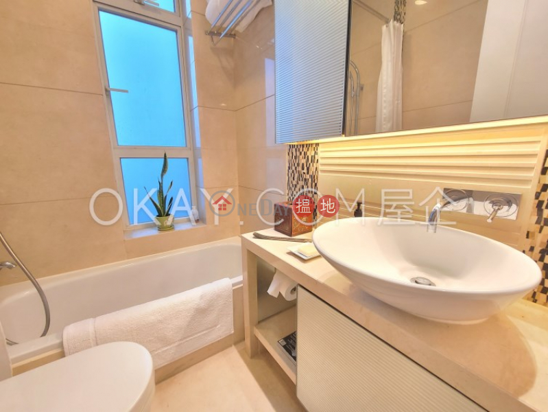 HK$ 63,000/ month | 18 Conduit Road Western District Stylish 2 bedroom on high floor with balcony | Rental