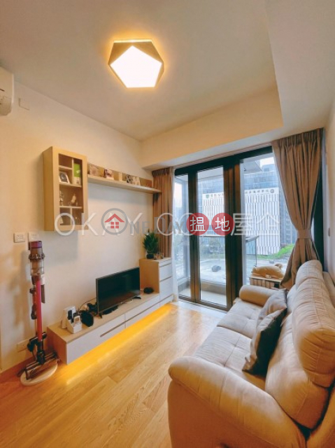Stylish 2 bedroom with balcony | For Sale | One Homantin One Homantin _0
