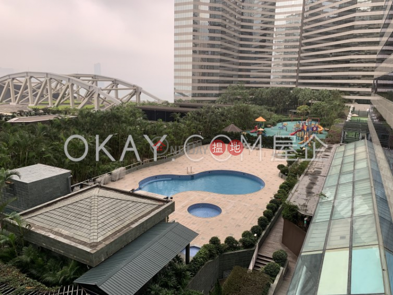 Practical 1 bedroom with sea views | Rental | Convention Plaza Apartments 會展中心會景閣 Rental Listings