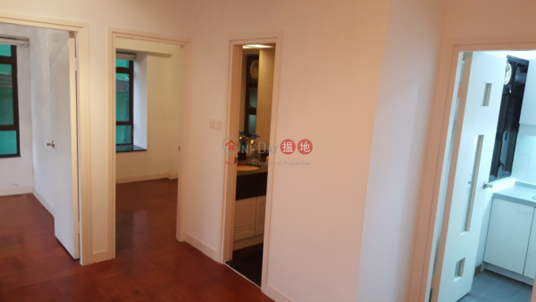 2 Bedroom Flat for Sale in Central Mid Levels, 8 Conduit Road | Central District | Hong Kong, Sales HK$ 8M