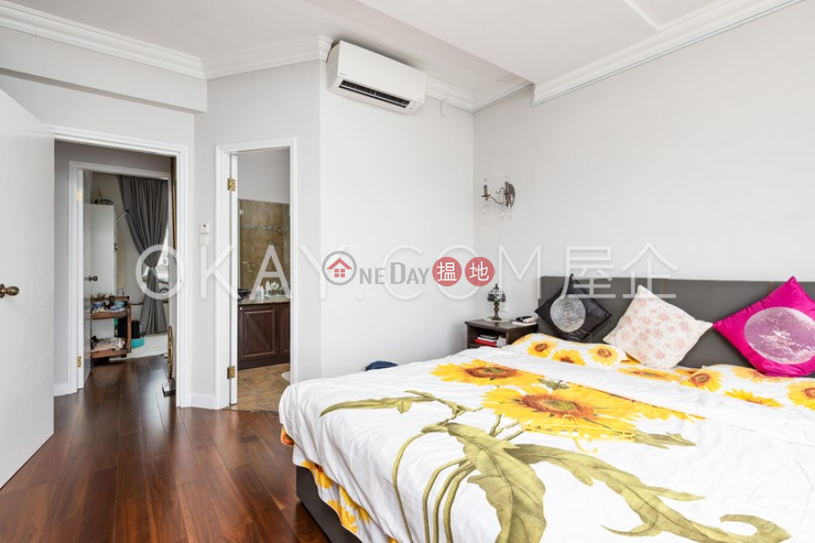 Tasteful 3 bed on high floor with sea views & balcony | For Sale | 42 Discovery Bay Road | Lantau Island Hong Kong, Sales HK$ 14.9M