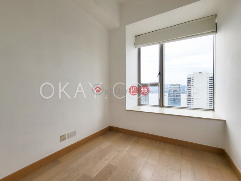 Popular 3 bedroom with balcony | Rental, Island Crest Tower 2 縉城峰2座 Rental Listings | Western District (OKAY-R89825)