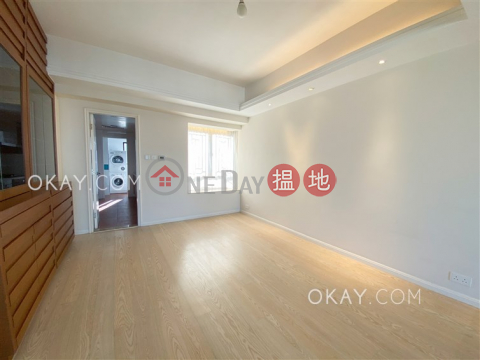 Lovely 3 bedroom with harbour views, balcony | Rental | Bowen Place 寶雲閣 _0