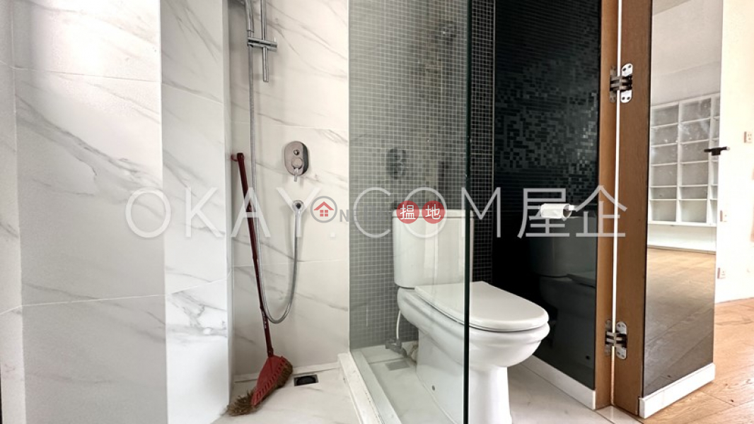 Property Search Hong Kong | OneDay | Residential Sales Listings, Nicely kept 2 bedroom on high floor with parking | For Sale