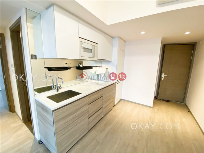 HK$ 11M, Tower 1A IIIB The Wings | Sai Kung Tasteful 2 bed on high floor with sea views & balcony | For Sale