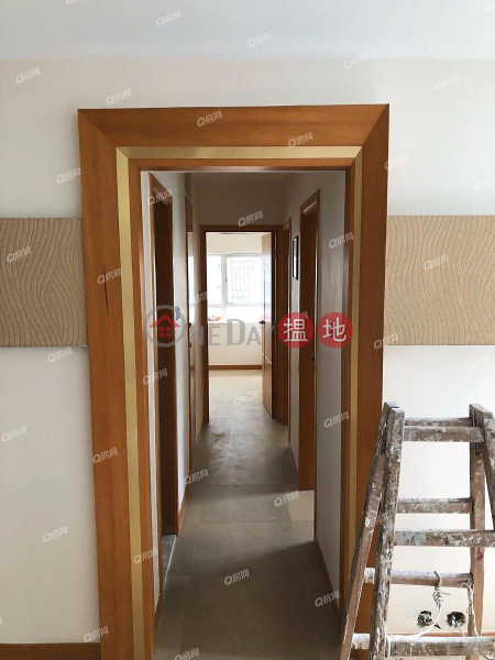 Property Search Hong Kong | OneDay | Residential | Rental Listings, South Horizons Phase 2, Yee Fung Court Block 11 | 3 bedroom Low Floor Flat for Rent