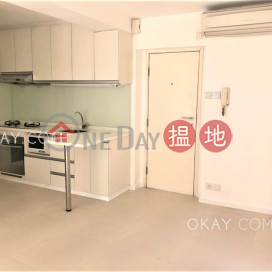 Lovely 1 bedroom with terrace | Rental, Winly Building 永利大廈 | Central District (OKAY-R139038)_0