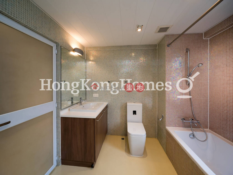 HK$ 135M | Estoril Court Block 3, Central District | 3 Bedroom Family Unit at Estoril Court Block 3 | For Sale