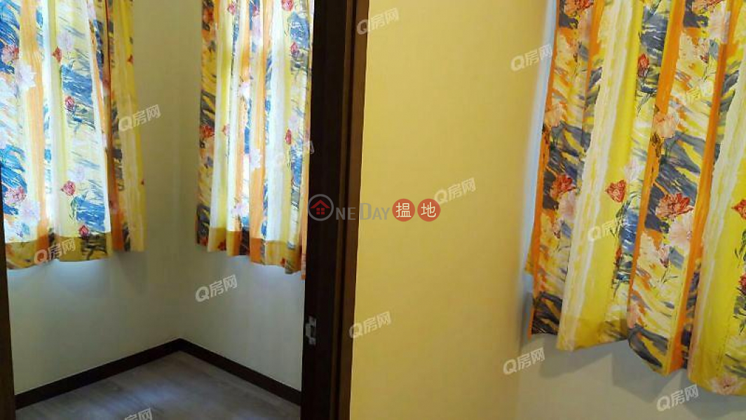 Property Search Hong Kong | OneDay | Residential, Rental Listings | Block A Goldmine Building | 2 bedroom Low Floor Flat for Rent