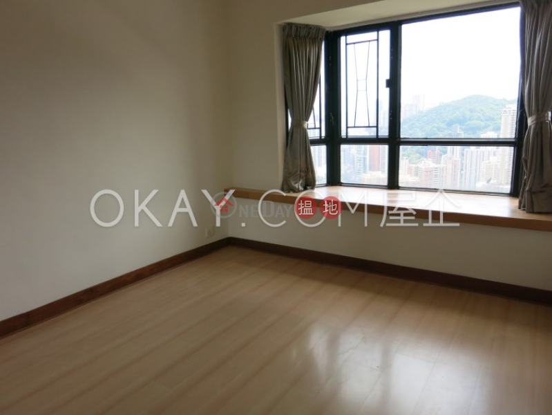 Tasteful 3 bedroom on high floor with balcony & parking | Rental | Beverly Hill 比華利山 Rental Listings