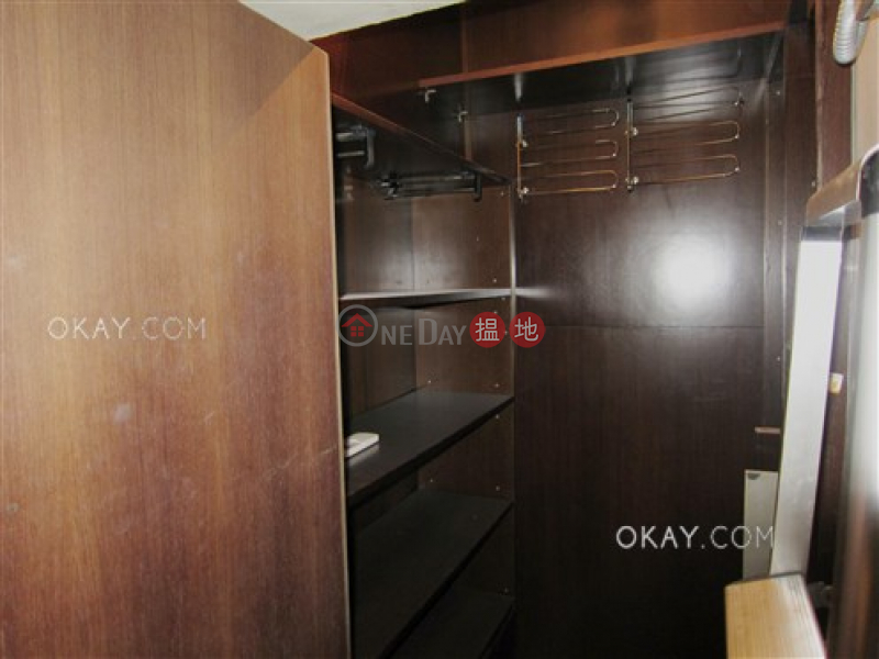 Gorgeous studio in Sheung Wan | Rental, Po Hing Mansion 寶慶大廈 Rental Listings | Central District (OKAY-R78076)