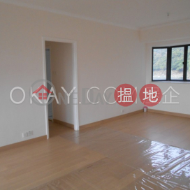 Beautiful 3 bedroom with balcony & parking | Rental | Grand Garden 華景園 _0