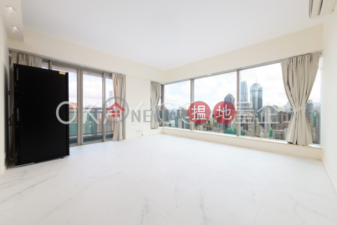 Stylish 3 bedroom on high floor with balcony | Rental | Centre Place 匯賢居 _0
