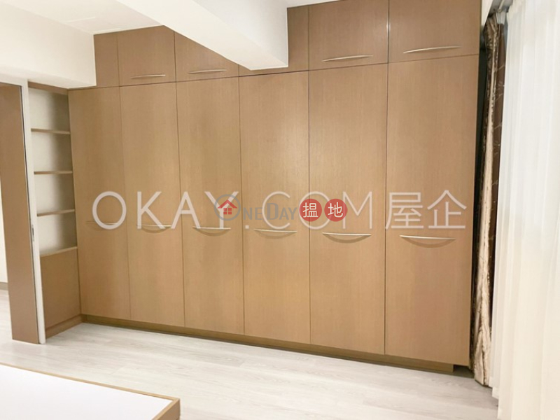 Charming 1 bedroom in Wan Chai | For Sale | Nam Shing Building 南成大廈 Sales Listings