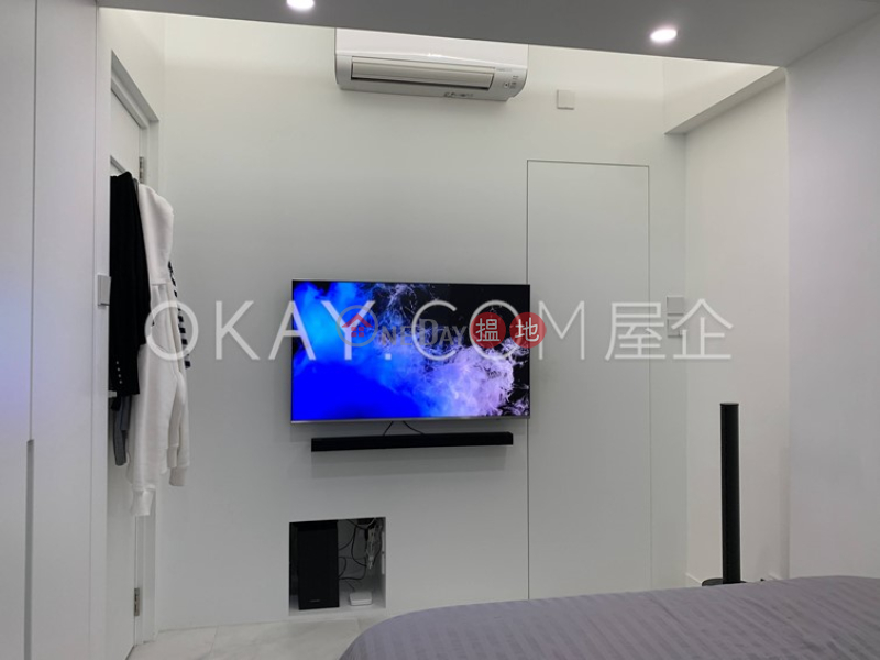 HK$ 8M Shun Hing Building | Wan Chai District Charming 4 bedroom in Causeway Bay | For Sale