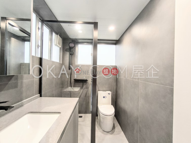 Elegant 4 bedroom with balcony & parking | For Sale | Oxford Court 豐林閣 Sales Listings