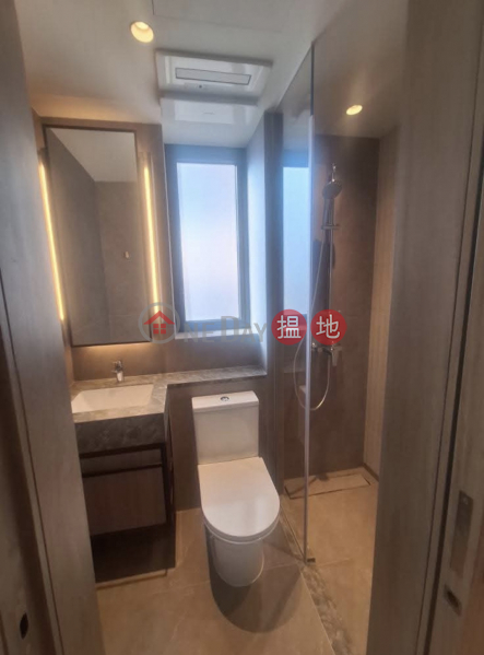 THE HILLTOP 1 BEDROOM WITH BALCONY, 81 Hill Road | Western District | Hong Kong Rental | HK$ 24,100/ month