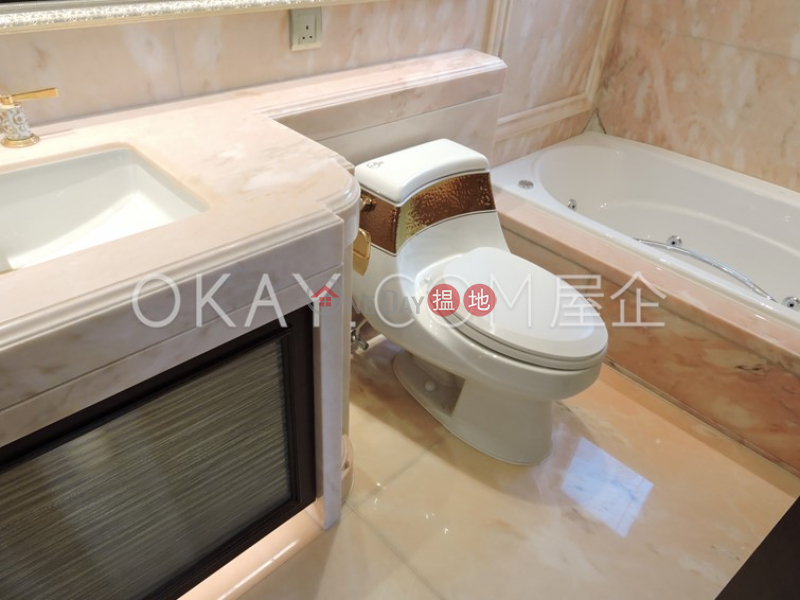 HK$ 57,000/ month | Wellesley Western District | Lovely 2 bedroom with balcony | Rental