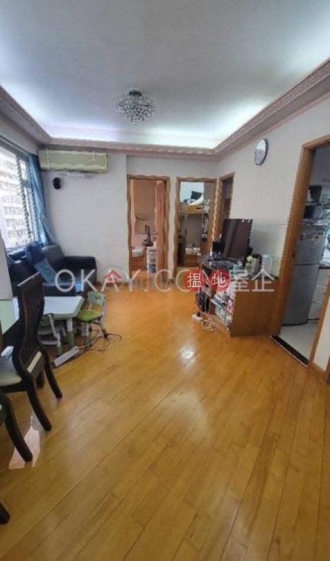 Lovely 3 bedroom in Wan Chai | For Sale, Newman House 利文樓 | Wan Chai District (OKAY-S182264)_0