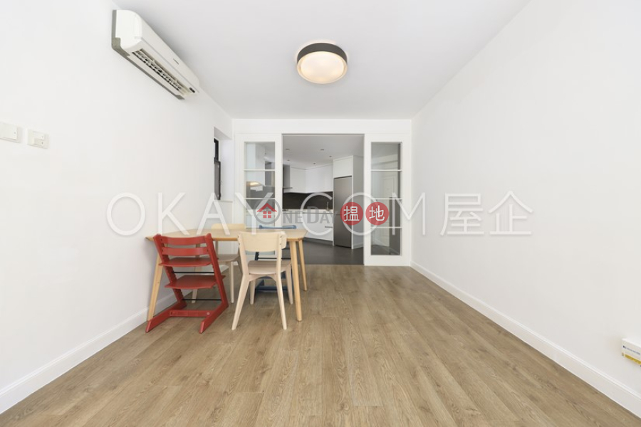 HK$ 6.9M | Discovery Bay, Phase 5 Greenvale Village, Greenmont Court (Block 8) Lantau Island | Intimate 3 bedroom in Discovery Bay | For Sale