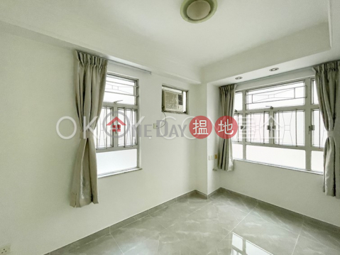Generous 3 bedroom in Mid-levels West | For Sale | Tim Po Court 添寶閣 _0