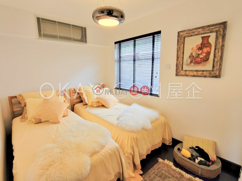 Property Search Hong Kong | OneDay | Residential | Sales Listings Nicely kept house with sea views, balcony | For Sale