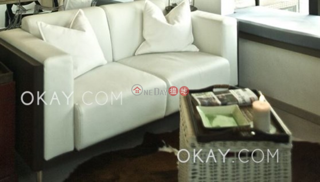 HK$ 9.4M | Bella Vista | Western District Stylish 1 bedroom on high floor | For Sale