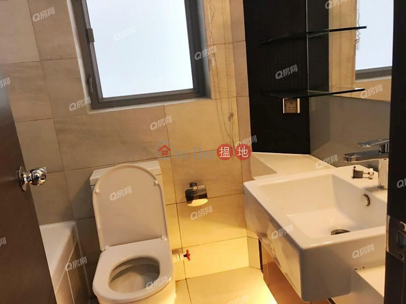 Property Search Hong Kong | OneDay | Residential | Rental Listings, Tower 2 Grand Promenade | 3 bedroom High Floor Flat for Rent
