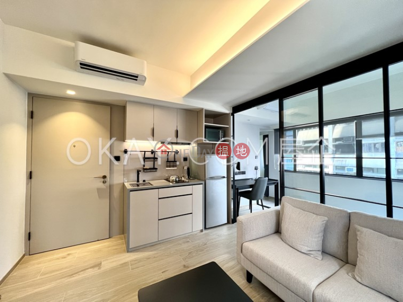 HK$ 29,000/ month, 108-110 Wellington Street | Central District | Charming studio in Sheung Wan | Rental