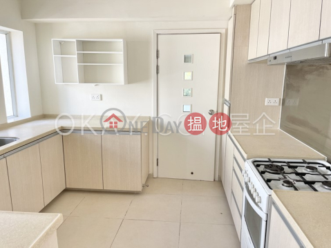 Lovely 3 bedroom with balcony & parking | Rental | Clear Water Bay Apartments Block D 清水灣大廈D座 _0