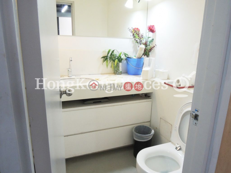 HK$ 300,001/ month | 8 Queen\'s Road Central, Central District | Office Unit for Rent at 8 Queen\'s Road Central