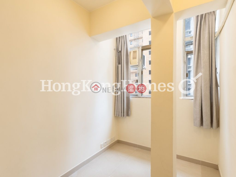 Property Search Hong Kong | OneDay | Residential Sales Listings, 3 Bedroom Family Unit at Tsing Fung Building | For Sale