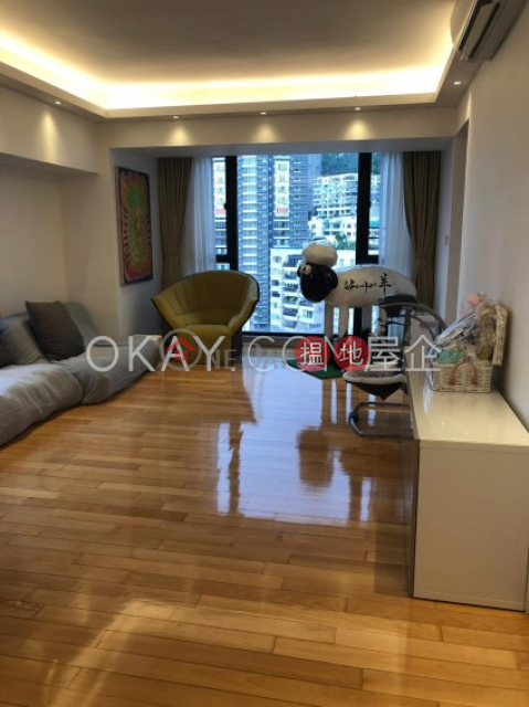 Charming 2 bedroom on high floor with balcony | Rental | The Royal Court 帝景閣 _0