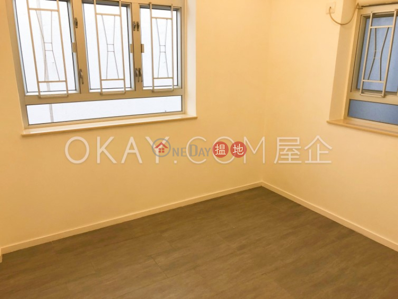 香港搵樓|租樓|二手盤|買樓| 搵地 | 住宅|出租樓盤-3房2廁,實用率高,極高層,露台華登大廈出租單位
