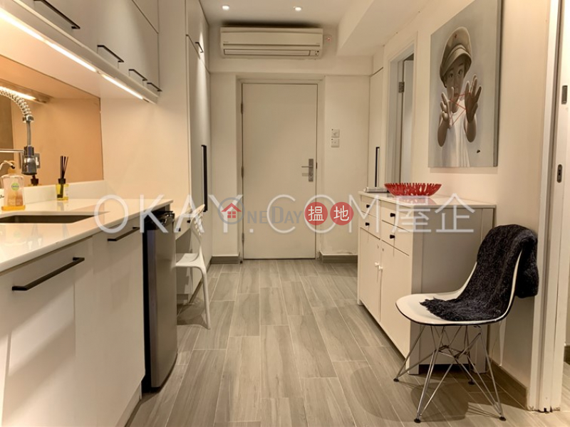 HK$ 26,000/ month | Garley Building Central District | Charming 1 bedroom with terrace | Rental