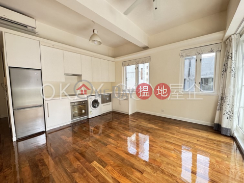 Popular 1 bedroom with rooftop & balcony | Rental | 15 Shelley Street 些利街15號 _0
