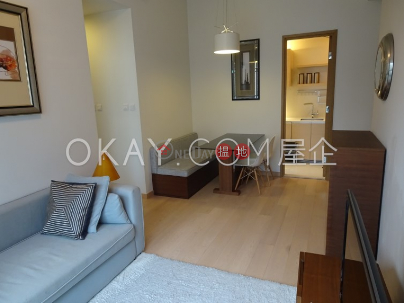 Tasteful 2 bedroom on high floor with balcony | Rental | 189 Queens Road West | Western District Hong Kong | Rental HK$ 32,000/ month