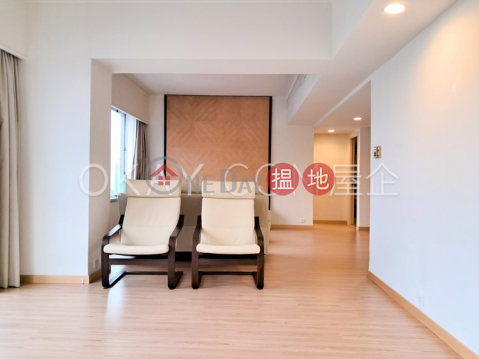 Charming 2 bedroom on high floor with harbour views | Rental | Convention Plaza Apartments 會展中心會景閣 _0