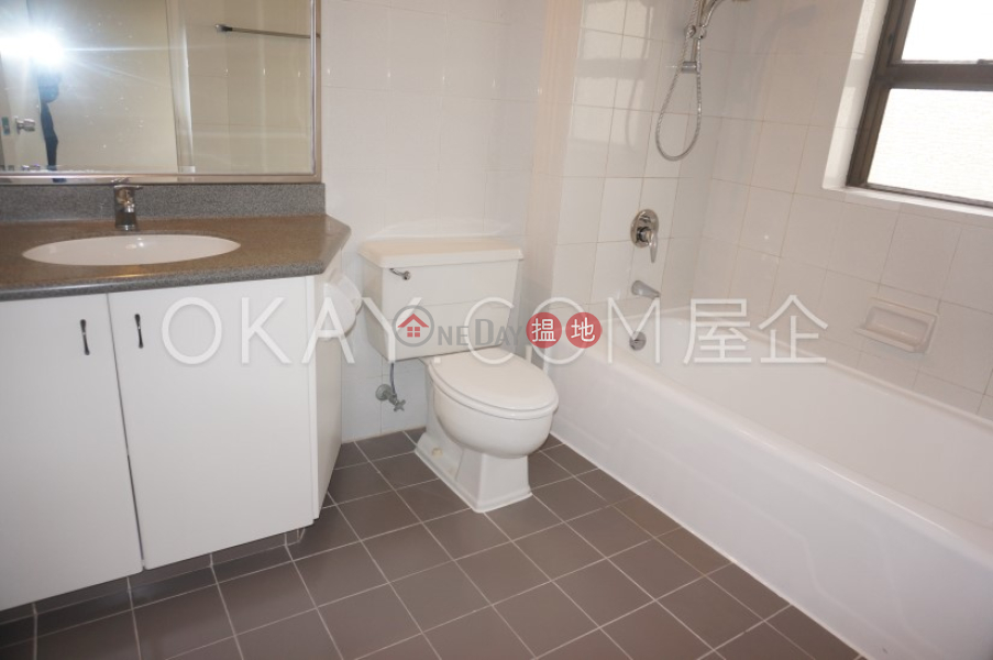 香港搵樓|租樓|二手盤|買樓| 搵地 | 住宅出租樓盤3房3廁,實用率高,極高層,星級會所淺水灣花園大廈出租單位